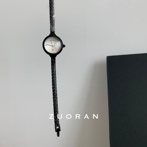 Montre femme ronde noire Bracelet simple montre-bracelet mode personnalisée cadeau femme petit et mignon - Product Image 2