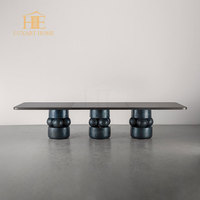 Table de salle à manger rectangulaire extensible en bois massif sur mesure au design moderne pour 10 personnes