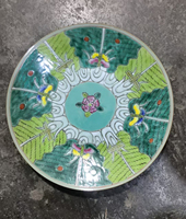 Assiette ronde en porcelaine Famille Rose de 28 cm, peinte à la main, motif chou vert et papillon, pour service ou dîner (Bok Choy)
