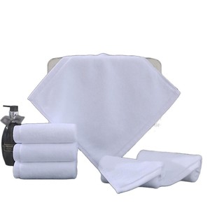 Toallas cuadradas blancas de algodón puro de 30x30 cm sin pelusa para uso en hoteles y restaurantes - Product Image 2