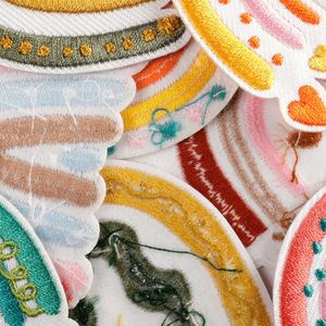 Collection de broderies thermocollantes, diverses patchs arc-en-ciel pour décoration, cadeau - Product Image 2