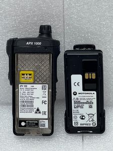 Walkie Talkie <span class=keywords><strong>P25</strong></span> APX 1000 VHF UHF hai cách phát thanh Walkie-Talkie cho đài phát thanh PTT Motorola apx1000 cầm tay <span class=keywords><strong>Repeater</strong></span> APX Radio bán - Product Image 3