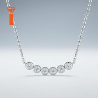 Pendentif Moissanite Barre Horizontale en Argent S925, Motif Six Bulles, Polyvalent pour Tous les Occasions Quotidiennes, Soirées Décontractées et Mariages, En Stock