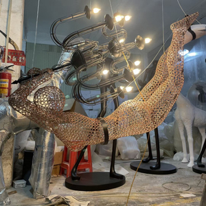 Luci a sospensione acrobata in <span class=keywords><strong>oro</strong></span> rosa a rete modello 3D lampadario <span class=keywords><strong>donna</strong></span> Film scientifico Figure del soffitto del centro commerciale decorazioni - Product Image 2