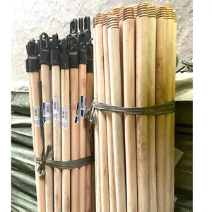 China supplier housekeeping cleaning tools broom stick 1.8 m wooden broom handle 2m a wood stick for a broom