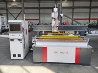 Machine de fabrication de portes ATC 1328/2040, routeur CNC ATC sans poussière pour le nesting, machine de découpe de meubles, machine de gravure sur bois CNC