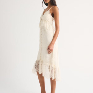 Robe midi élégante en dentelle ivoire pour femme, boutonnée, à ourlet asymétrique, style bohème, idéale pour les vacances, le quotidien, la plage ou les soirées. - Product Image 2