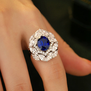 แหวนแฟชั่นทุกแบบ เครื่องประดับพลอยสีน้ำเงินและทับทิมที่เพาะเลี้ยงในห้องปฏิบัติการ - Product Image 5