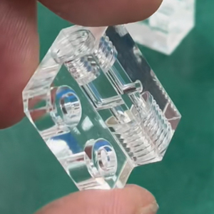 Servicio de Mecanizado CNC de Alta Precisión Personalizado, Prototipo Rápido de Acrílico PMMA Ópticamente Transparente, Pieza de Carcasa Electrónica para Automóviles - Product Image 2