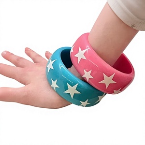 Nouvel ensemble de bracelets fantaisie en résine acrylique à motif étoiles vintage, multicolores, de qualité supérieure, bijoux de mode pour femme - Product Image 2