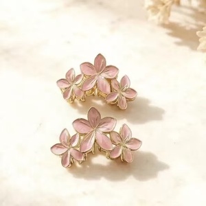 Pink Flower <b>Hair</b> <b>Claw</b> <b>Clip</b> Gold Tone Floral <b>Hair</b> <b>Clip</b> for Women Daily Wear - Product Image 2