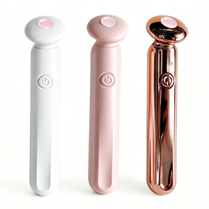 <span class=keywords><strong>Appareil</strong></span> <span class=keywords><strong>compact</strong></span> et léger pour le soin des yeux, pour éliminer les poches sous les yeux, les cernes et les ridules - Product Image 2