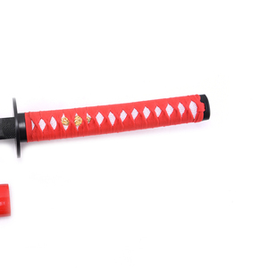 Le plus récent jouet d'épée Cosplay rouge S est livré à la main <span class=keywords><strong>Katana</strong></span> en bois avec un sac - Product Image 3