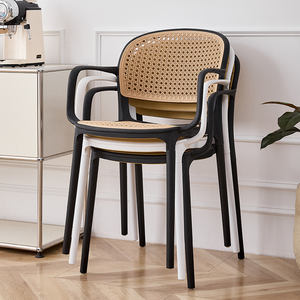 Sillas de Exterior de Ratán Plástico de Diseño Europeo, <span class=keywords><strong>sin</strong></span> <span class=keywords><strong>Brazos</strong></span>, para Comedor, <span class=keywords><strong>Silla</strong></span> de Banquete de Polipropileno, Gran Venta - Product Image 5