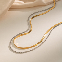 Bijoux de mode imperméables en acier inoxydable plaqué or 18 carats, collier à chaîne plate serpent et chaîne torsadée, collier double couche pour femmes