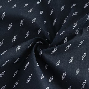 Tela de camiseta 80% algodón 50*50 133*100, tela tejida para camisas, tela de popelina, tela de sarga lisa, tela para bolsillos de ropa de trabajo y escolar - Product Image 1