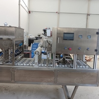 Machine de remplissage et de scellage de liquide de boisson au lait de jus entièrement automatique, machine de remplissage et de scellage de tasses de yaourt