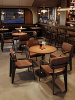 Ensemble table et chaises de style rétro américain pour petit bistrot, café, restaurant commercial Qingba, thème occidental, bar, style tendance sur internet, solide