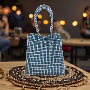 Sac à main pour femme écologique de qualité supérieure sac en plastique recyclé de qualité supérieure tissé unique taille adulte Bgas disponible en gros - Product Image 4