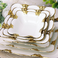 Ensemble de bols en céramique de luxe en forme de bateau avec bordure dorée et motif papillon en relief, 9 pouces/11 pouces, pour salade, fruits et décoration de table