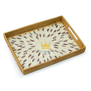 Plateau de service en rotin tressé fait main, élégant, avec incrustation de mosaïque de coquillages, pour le petit-déjeuner, la décoration d'hôtel, de maison et de table à manger - Product Image 1