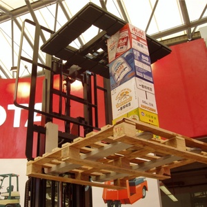 Xe nâng wontonne Đính kèm bộ ổn định tải Điều kiện Mới để vận chuyển một loạt các tải không ổn định - Product Image 5