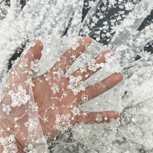 Beau Design Lourd Perlé Dentelle Tulle Maille Brodé Perles Paillettes Tissu Beige Blanc Sequin Tissu pour Robes De Mariée - Product Image 3