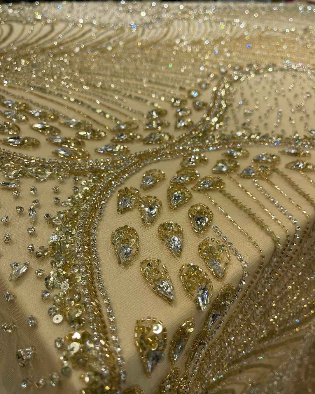 กำหนดเอง