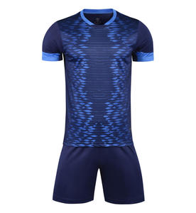 Kunden spezifische Großhandel Fußball Trikots Atmungsaktiver Stoff 100% Polyester Herren Sport Fußball Trikots Kunden spezifische Fußball Trikots - Product Image 1