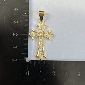 JML Venta al por Mayor, Nuevo y Moderno Accesorio de Moda, Amuleto Divino, Colgante de Cruz, Chapado en Oro de 14k, Latón con Circonita Brillante - Product Image 4