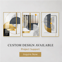 Triptyque mural géométrique en fer et aluminium noir, blanc et or avec motifs circulaires et éventails pour salon, bureau, hôtel, décoration moderne