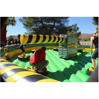 Hualong - Vente en gros usine chinoise - Jeu d'aventure gonflable sportif en PVC pour 6 personnes, avec fonctions de saut et de rotation, à effet de lave explosive et de nuages de fumée