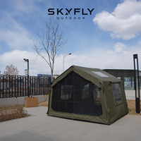 Tente gonflable Oxford imperméable à colonnes d'air 8+8, 8 personnes, 2 chambres (1 chambre et 1 séjour) avec porte en maille, pour camping en groupe