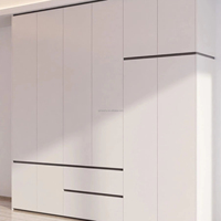 Mobilier moderne en fibre de densité moyenne pratique belle peinture solide garde-robe fonction de stockage porte en MDF pour chambre à coucher