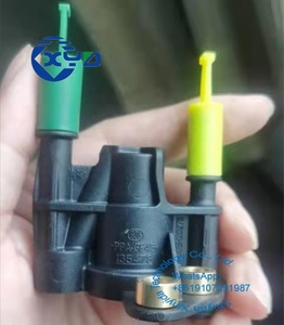 XINYIDA Adblue <strong>Injector</strong> 504374327 504374327 Urea <strong>Nozzle</strong> 0444023058 84247021 5801730656 - Product Image 3