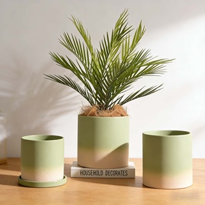 Pot de fleurs en céramique vert olive dégradé avec trou de drainage et système d'arrosage automatique, design moderne et écologique pour une utilisation en intérieur/extérieur - Product Image 1