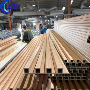 Panel <span class=keywords><strong>de</strong></span> Pared Interior WPC con Textura <span class=keywords><strong>de</strong></span> Madera Clásica Moderna, Ignífugo, Antiestático, Ideal para <span class=keywords><strong>Decoración</strong></span> <span class=keywords><strong>de</strong></span> Hogares, Hoteles y Comercios, Alta Simulación - Product Image 3