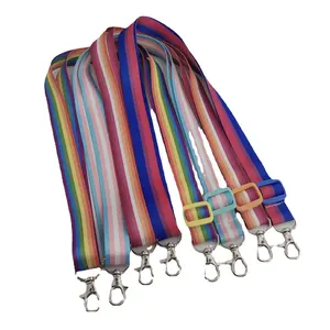 Promotionele Sublimatie Op Maat Bedrukt Regenboog Polyester Riem Clip Fleshouder Lanyard Verstelbare Crossbody Telefoon Lanyards