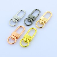 Boucles en alliage de zinc de haute qualité, crochets de suspension, connecteurs de porte-clés à boule de fourrure, mousquetons pivotants en métal, porte-clés Qiannuo