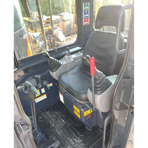 รถขุดขนาดเล็ก Kobelco SK35SR มือสอง ขนาด 3.5 ตัน ของแท้จากญี่ปุ่น ระบบไฮดรอลิก พร้อมห้องโดยสาร เหมาะสำหรับงานในพื้นที่แคบ ไม่มีการเลื่อนท้ายรถ - Product Image 4