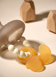 <span class=keywords><strong>Anneau</strong></span> de <span class=keywords><strong>dentition</strong></span> pour bébé en silicone liquide doux avec plusieurs formes et textures Jouet de <span class=keywords><strong>dentition</strong></span> <span class=keywords><strong>3</strong></span> <span class=keywords><strong>mois</strong></span>+ - Product Image 2