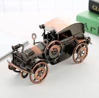 Europa y Estados Unidos Retro nostálgico viejo coche modelo hierro decoración artesanía Metal fundido para Bar cafetería Decoración