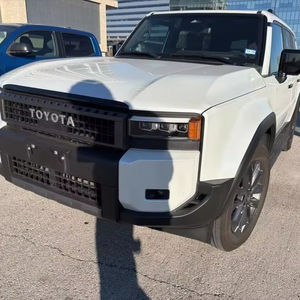 Configuración de Lujo para SUV 4x4 de Bajo Kilometraje, Asientos de Cuero Automáticos, Protección Ambiental Euro VI, 2024, Color Oscuro - Product Image 5