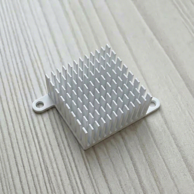 OEM Custom Large Size Aluminum Extruded Heatsink Length for Heat Sink Aluminum Industrial Use Radiator