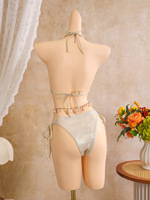 Ensemble de bikini brillant avec sequins 3D, jupe froncée latérale à fleurs, maillot de bain de plage