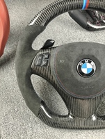 Pièce de voiture d'origine usagée et démontée 32306777630 32306795570 32306767283 32306850540 Volant en fibre de carbone pour BMW E90
