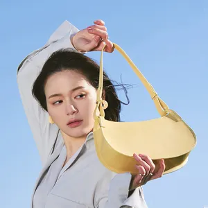 Koltukaltı eyer çantası moda 2021 yeni erken bahar kore versiyonu düz renk tek omuz Sling kadın çantası