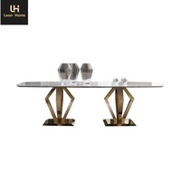 Table de salle à manger de luxe, design de qualité, finition dorée, pieds en diamant, plateau en marbre, meubles de maison