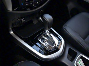 นิสสัน นาวาร่า ปี 2017 เครื่องยนต์ 2.5 ลิตร เกียร์อัตโนมัติ ขับเคลื่อน 4 ล้อ |   พวงมาลัยซ้าย ภายในสีเข้ม เบาะหนัง ถุงลมนิรภัย 2 ตัว เบาะปรับไฟฟ้า ยาง 255/70 R16 - Product Image 3