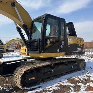รถขุดตีนตะขาบ Caterpillar CAT323 มือสอง สภาพดี ของแท้ ขนาด 23 ตัน รุ่น CAT 323 CAT320 ระบบไฮดรอลิก - Product Image 1